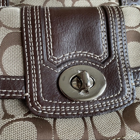 BROWN COACH PURSE - Picture 12 of 16